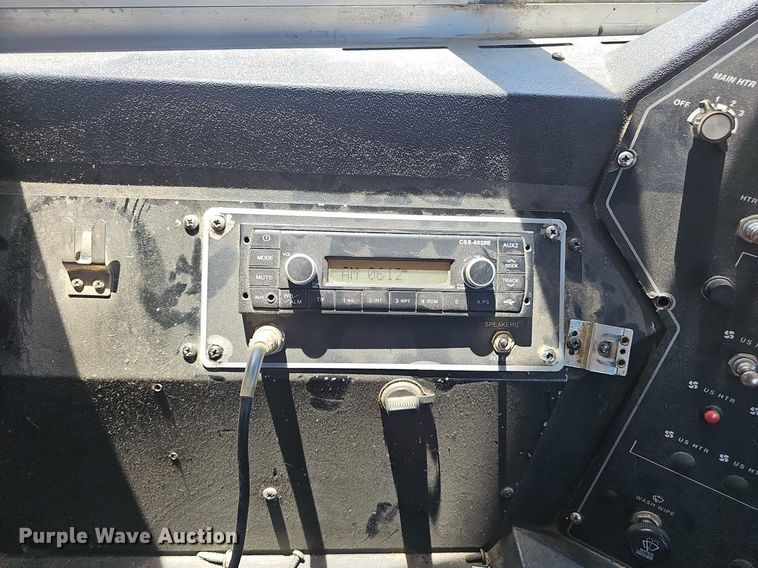 image for item NX9009 2000 Blue Bird school bus