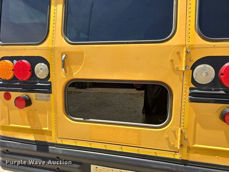 image for item NX9009 2000 Blue Bird school bus