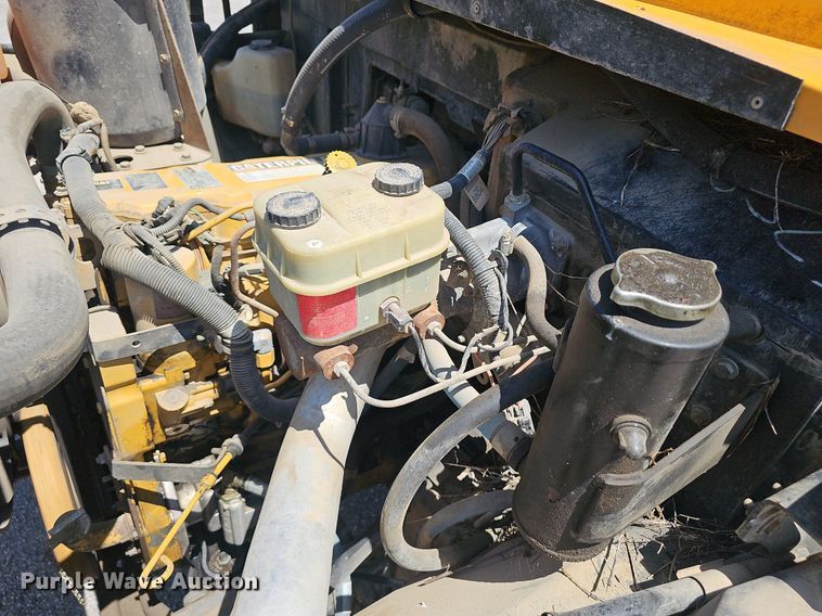 image for item NX9009 2000 Blue Bird school bus