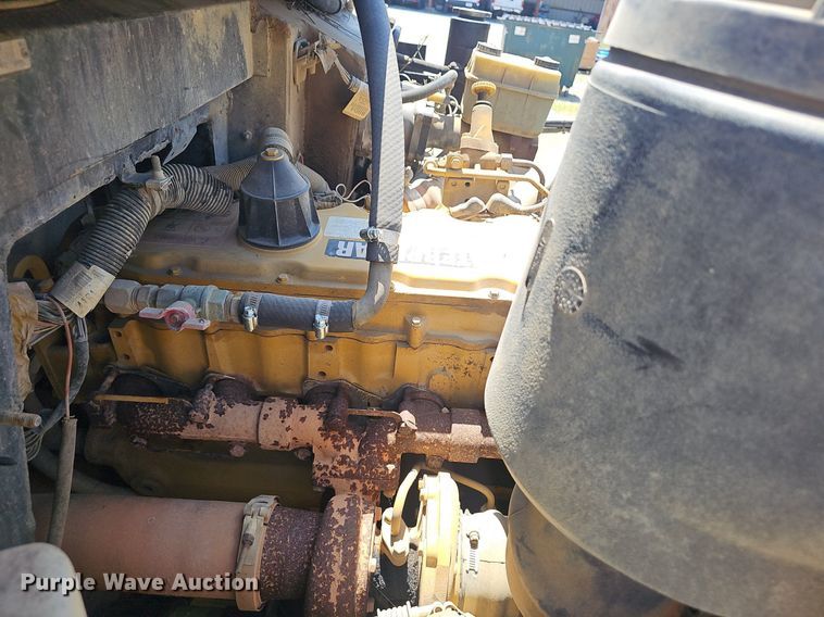 image for item NX9009 2000 Blue Bird school bus