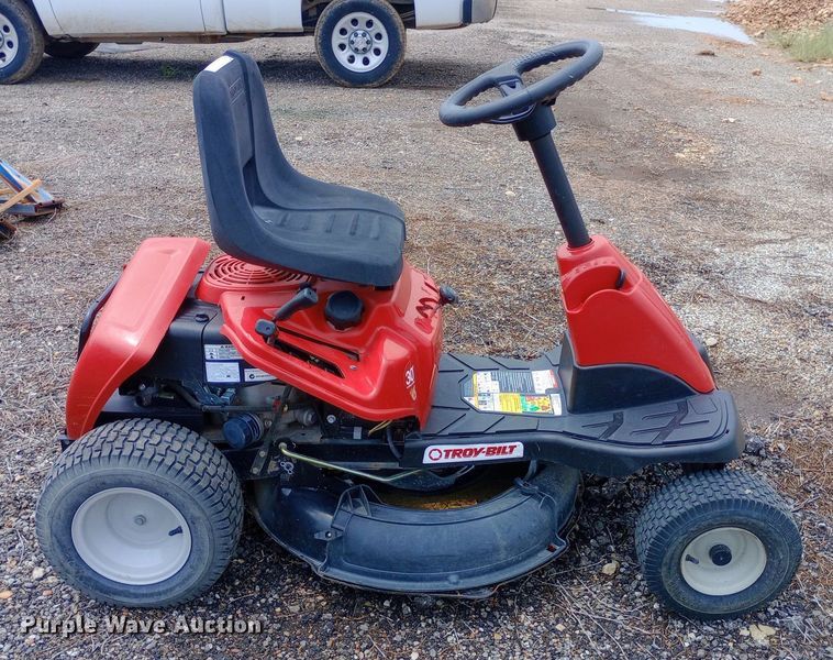 image for item NY9465 2016 Toro TB30 lawn mower