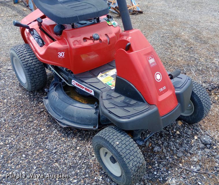 image for item NY9465 2016 Toro TB30 lawn mower