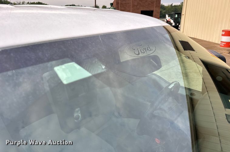 image for item OF9973 2014 Ford F150 XL pickup truck