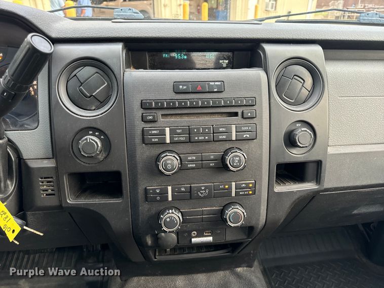 image for item OF9973 2014 Ford F150 XL pickup truck