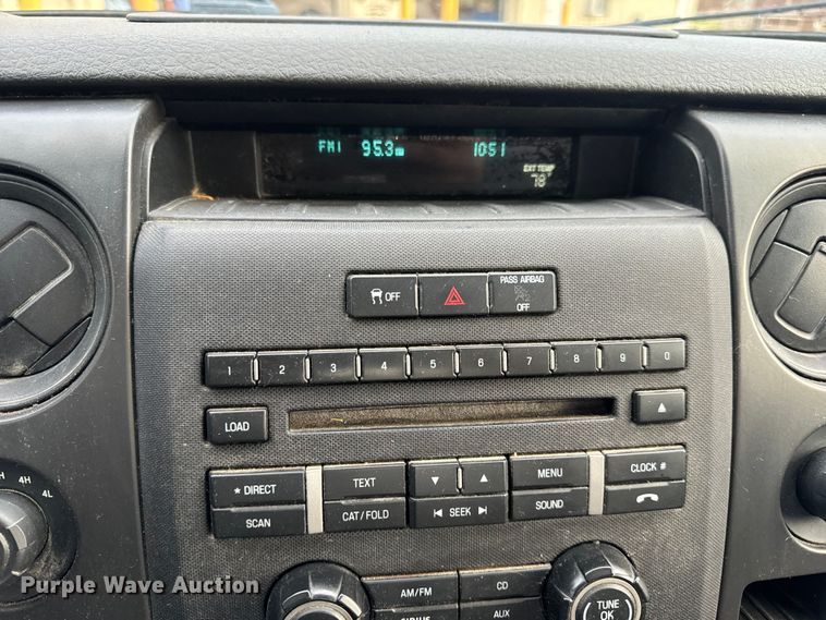 image for item OF9973 2014 Ford F150 XL pickup truck