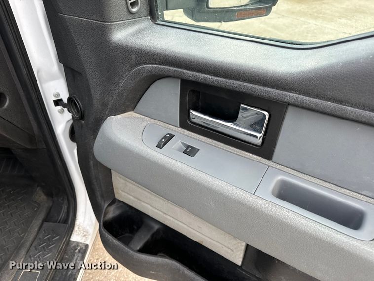 image for item OF9973 2014 Ford F150 XL pickup truck