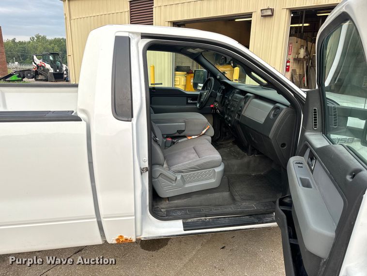 image for item OF9973 2014 Ford F150 XL pickup truck
