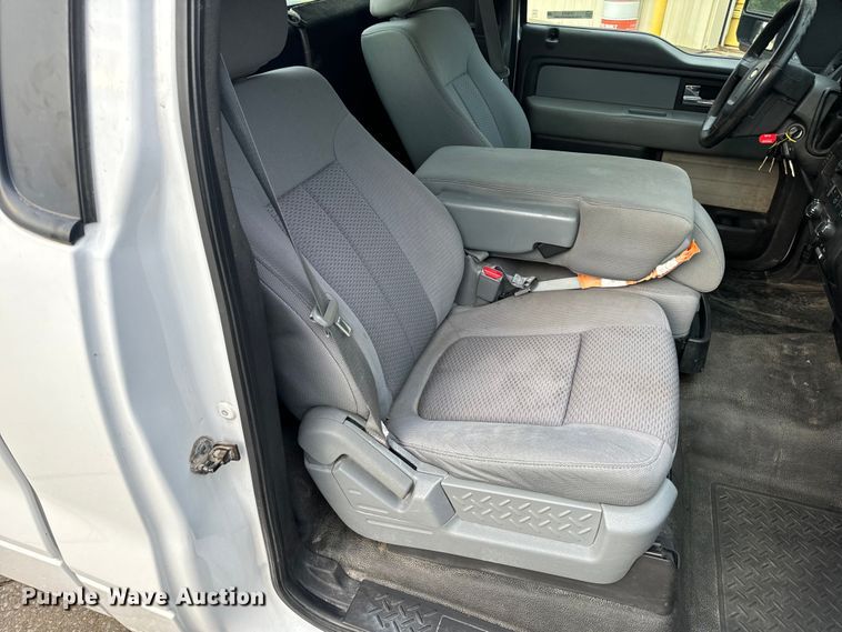 image for item OF9973 2014 Ford F150 XL pickup truck