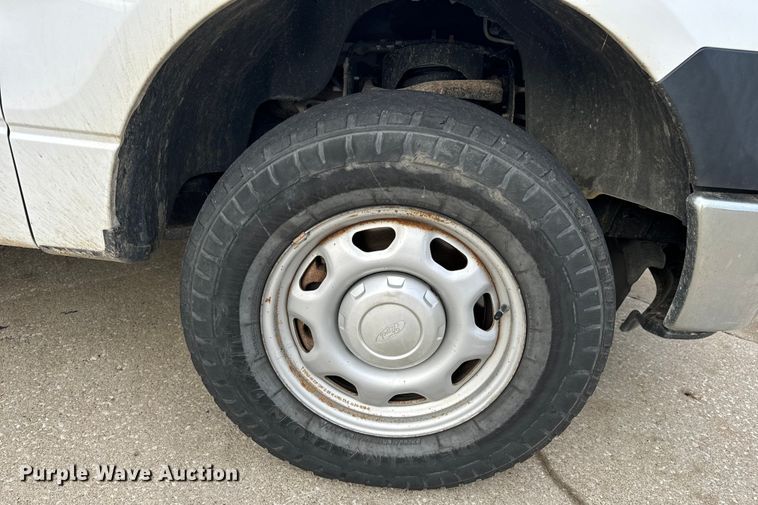 image for item OF9973 2014 Ford F150 XL pickup truck