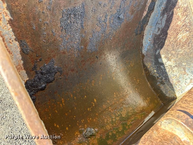 image for item OM9611 New Holland LB110 backhoe