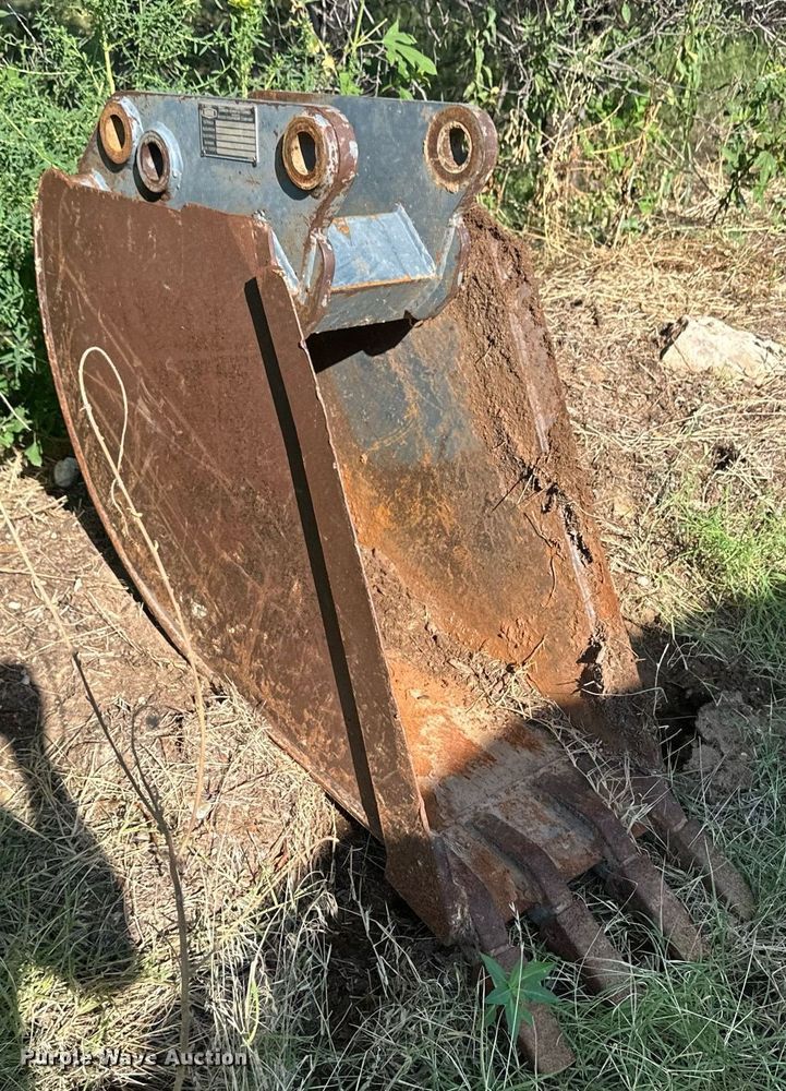 image for item OM9611 New Holland LB110 backhoe