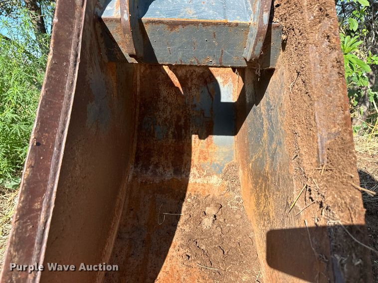 image for item OM9611 New Holland LB110 backhoe