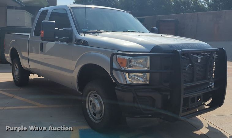 image for item NW9710 2013 Ford  F250 Super Duty SuperCab pickup truck