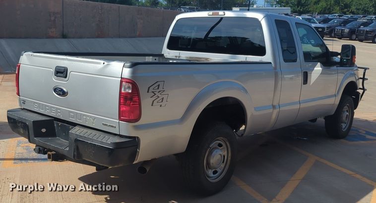 image for item NW9710 2013 Ford  F250 Super Duty SuperCab pickup truck