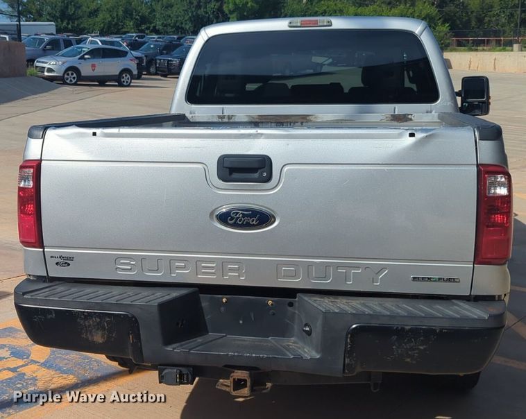image for item NW9710 2013 Ford  F250 Super Duty SuperCab pickup truck
