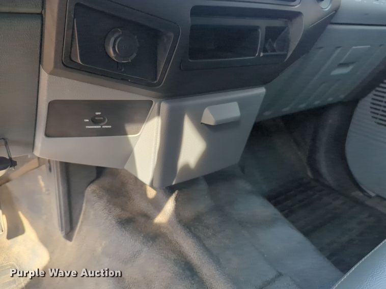 image for item NW9710 2013 Ford  F250 Super Duty SuperCab pickup truck