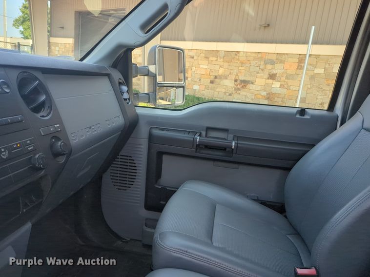 image for item NW9710 2013 Ford  F250 Super Duty SuperCab pickup truck