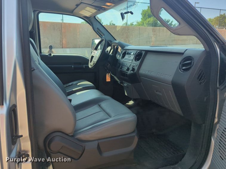 image for item NW9710 2013 Ford  F250 Super Duty SuperCab pickup truck