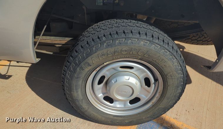 image for item NW9710 2013 Ford  F250 Super Duty SuperCab pickup truck