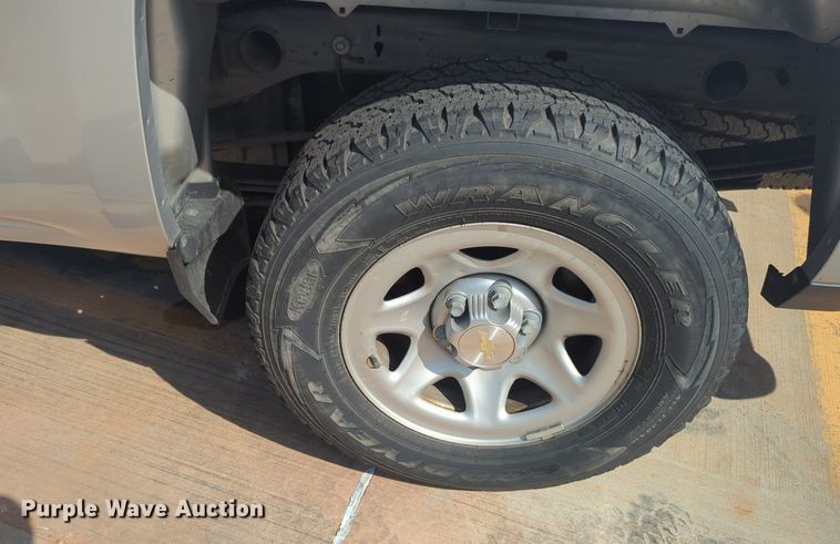 image for item NW9713 2017 Chevrolet  Silverado 1500 Double Cab pickup truck