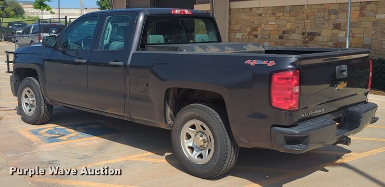 image for item NW9714 2015 Chevrolet Silverado 1500 Double Cab pickup truck