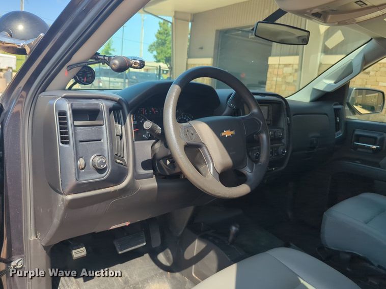 image for item NW9714 2015 Chevrolet Silverado 1500 Double Cab pickup truck