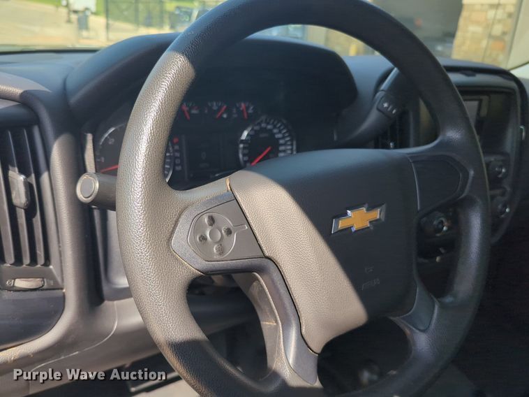 image for item NW9714 2015 Chevrolet Silverado 1500 Double Cab pickup truck