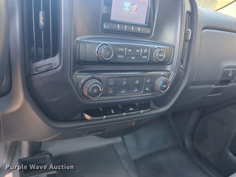 image for item NW9714 2015 Chevrolet Silverado 1500 Double Cab pickup truck