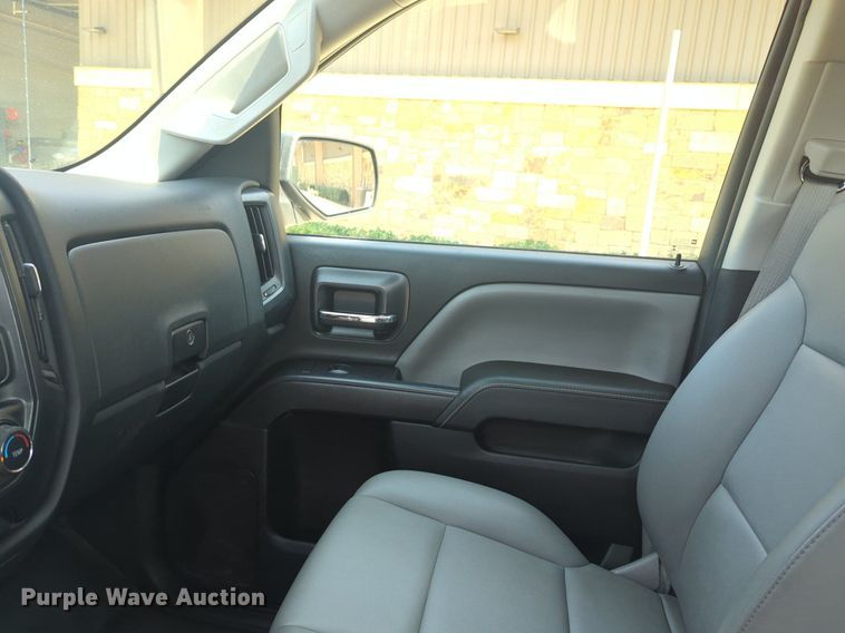 image for item NW9714 2015 Chevrolet Silverado 1500 Double Cab pickup truck