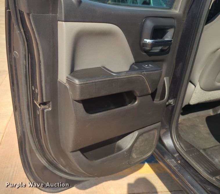 image for item NW9714 2015 Chevrolet Silverado 1500 Double Cab pickup truck