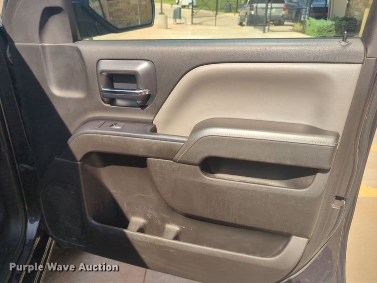 image for item NW9714 2015 Chevrolet Silverado 1500 Double Cab pickup truck