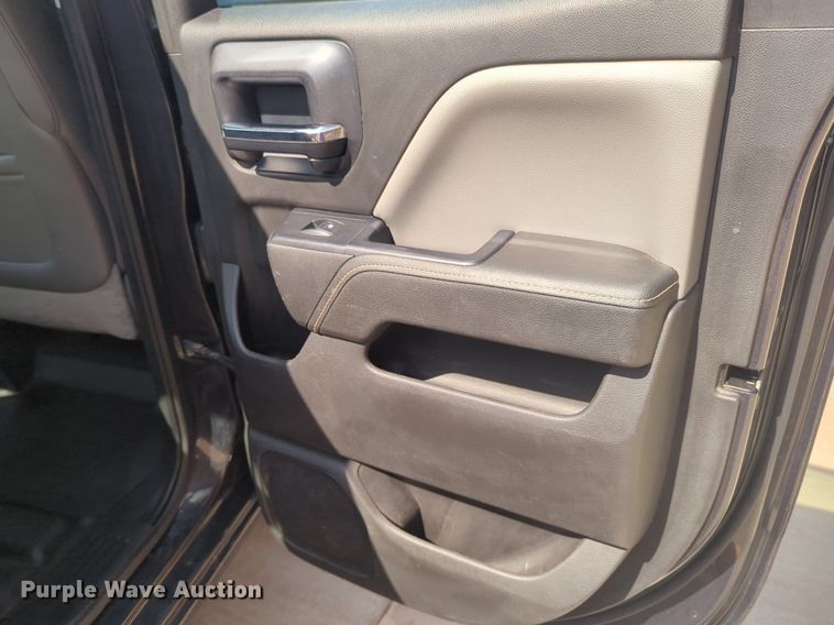 image for item NW9714 2015 Chevrolet Silverado 1500 Double Cab pickup truck