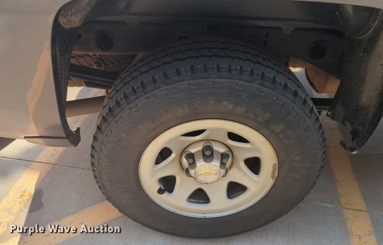 image for item NW9714 2015 Chevrolet Silverado 1500 Double Cab pickup truck