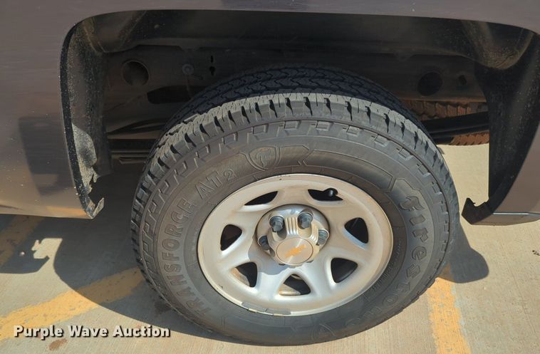 image for item NW9714 2015 Chevrolet Silverado 1500 Double Cab pickup truck