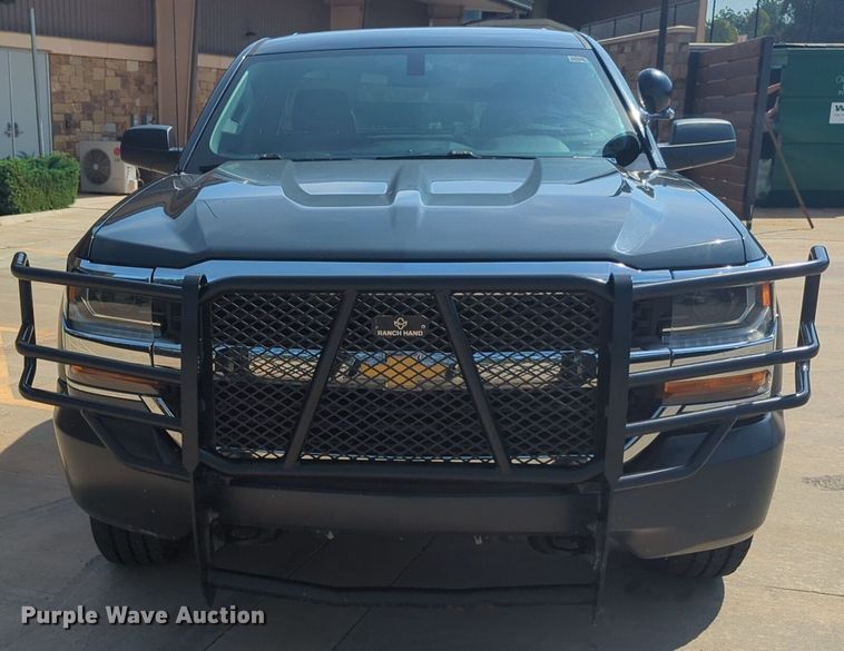 image for item NW9715 2018 Chevrolet  Silverado 1500 Double Cab pickup truck