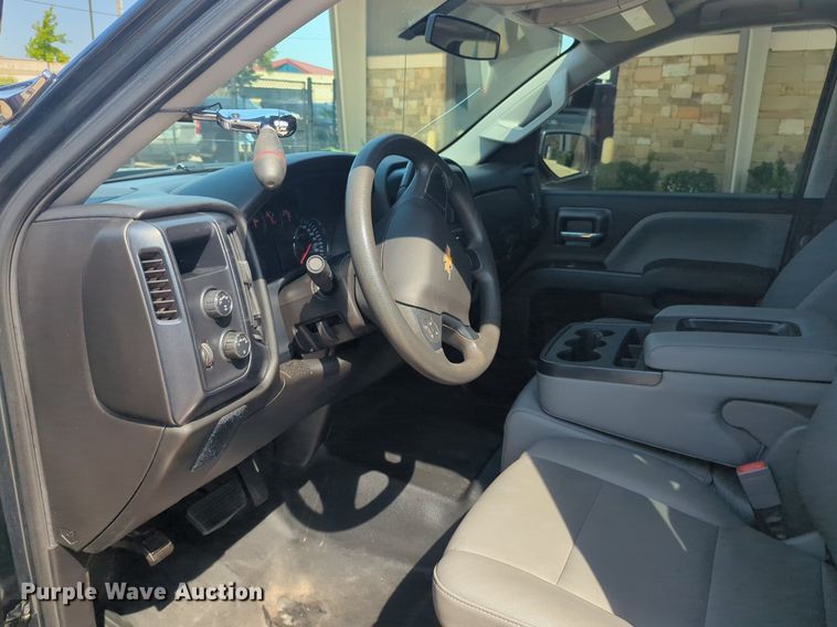 image for item NW9715 2018 Chevrolet  Silverado 1500 Double Cab pickup truck