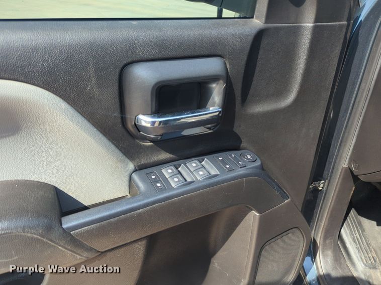 image for item NW9715 2018 Chevrolet  Silverado 1500 Double Cab pickup truck