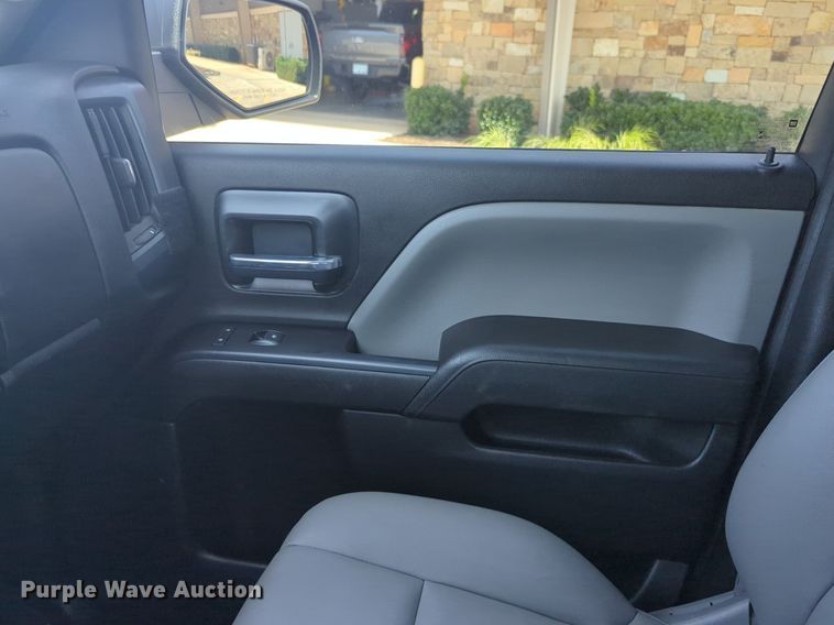 image for item NW9715 2018 Chevrolet  Silverado 1500 Double Cab pickup truck