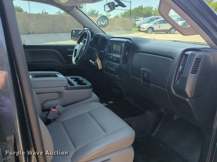 image for item NW9715 2018 Chevrolet  Silverado 1500 Double Cab pickup truck