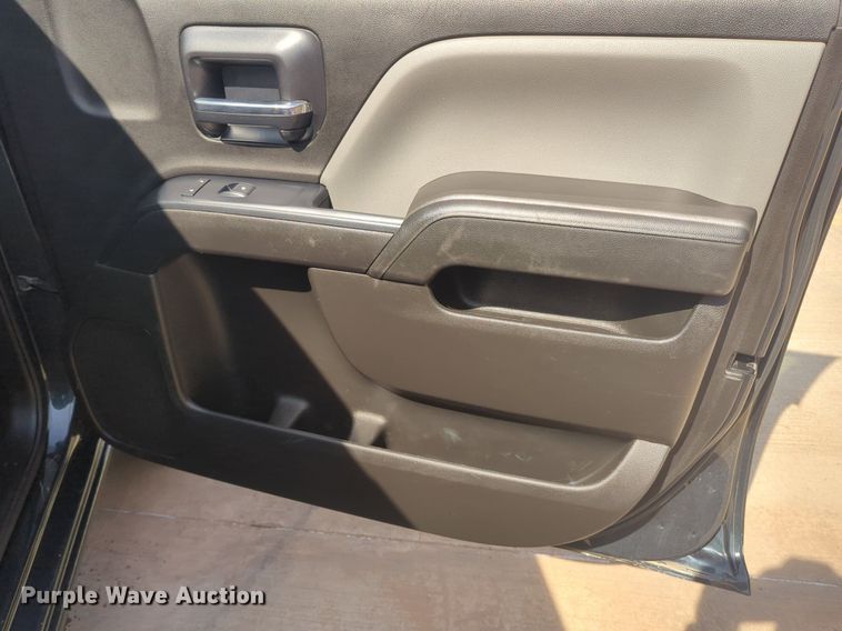 image for item NW9715 2018 Chevrolet  Silverado 1500 Double Cab pickup truck