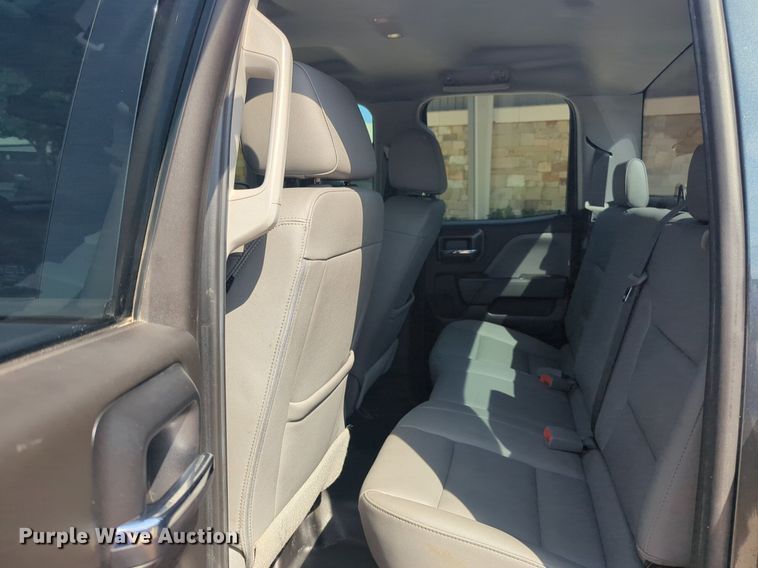 image for item NW9715 2018 Chevrolet  Silverado 1500 Double Cab pickup truck