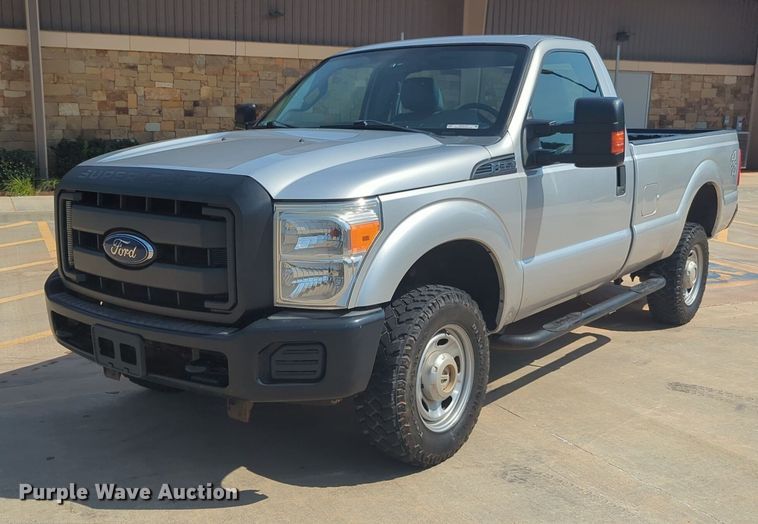 image for item NW9716 2015 Ford F350 Super Duty pickup truck