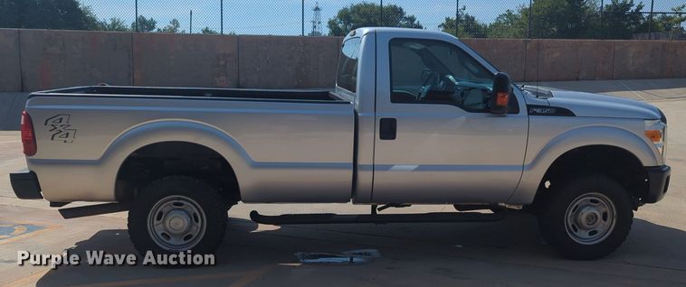 image for item NW9716 2015 Ford F350 Super Duty pickup truck