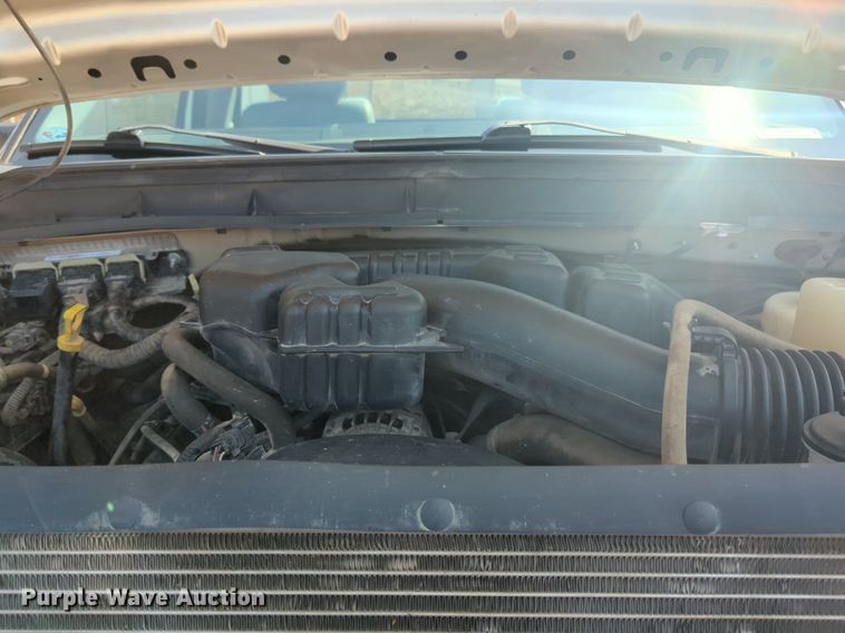 image for item NW9716 2015 Ford F350 Super Duty pickup truck