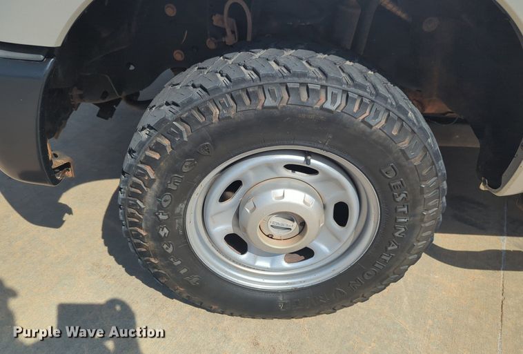 image for item NW9716 2015 Ford F350 Super Duty pickup truck