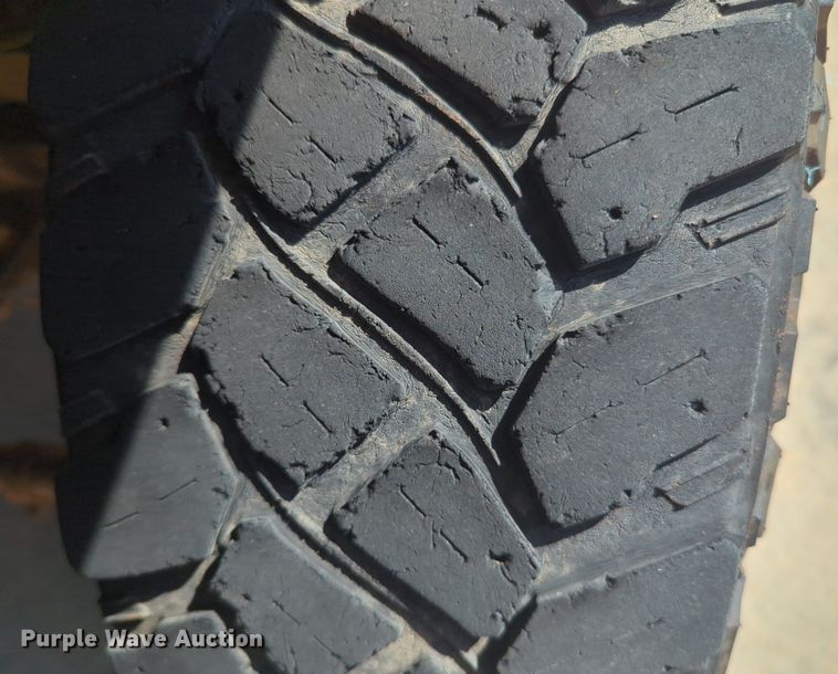 image for item NW9716 2015 Ford F350 Super Duty pickup truck