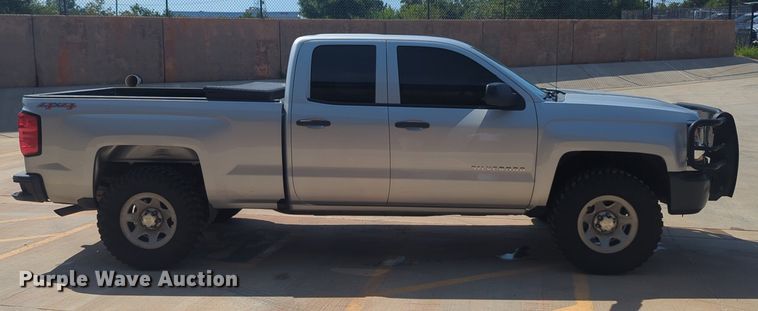 image for item NW9717 2017 Chevrolet  Silverado 1500 Double Cab pickup truck