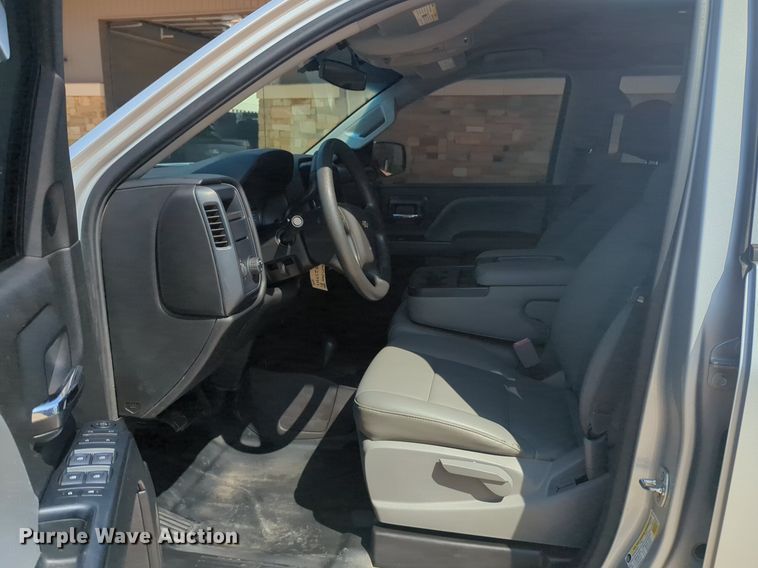 image for item NW9717 2017 Chevrolet  Silverado 1500 Double Cab pickup truck