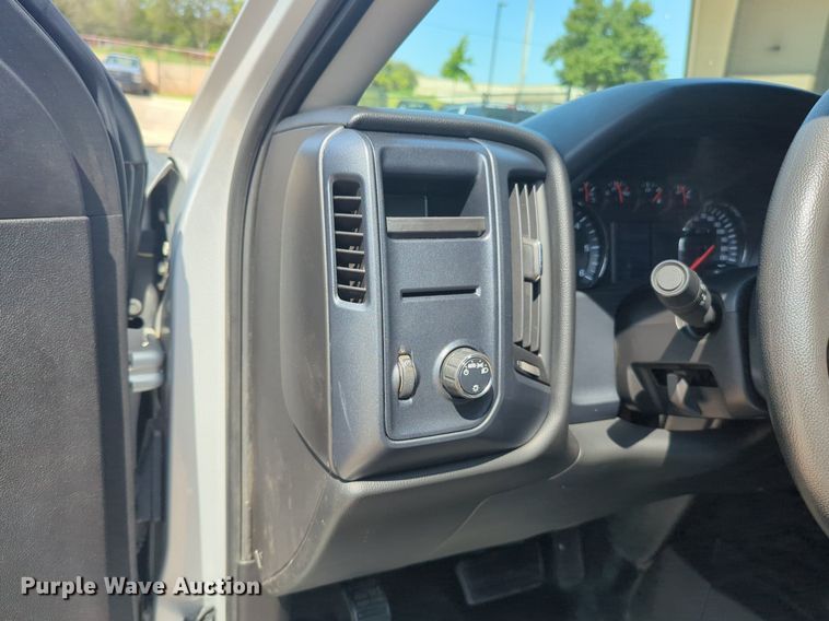 image for item NW9717 2017 Chevrolet  Silverado 1500 Double Cab pickup truck