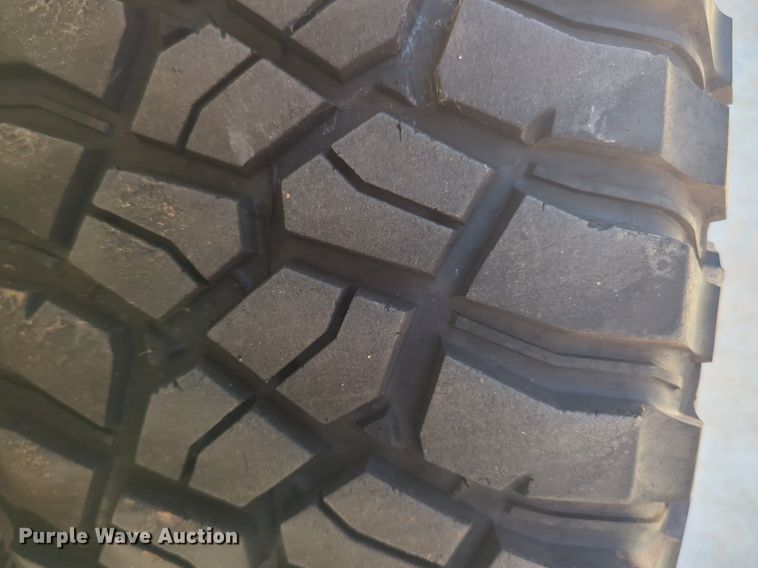 image for item NW9717 2017 Chevrolet  Silverado 1500 Double Cab pickup truck